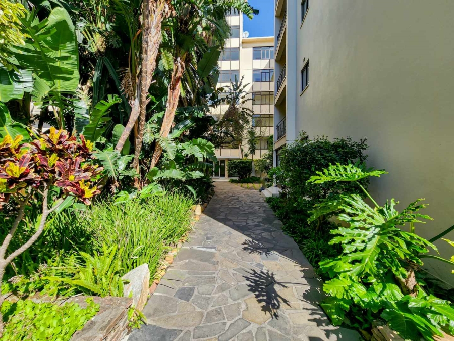 0 Bedroom Property for Sale in Sea Point Western Cape